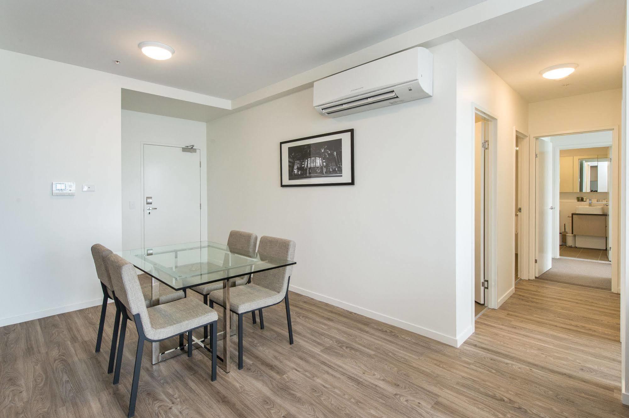 Empire Apartment Hotel Rockhampton Esterno foto